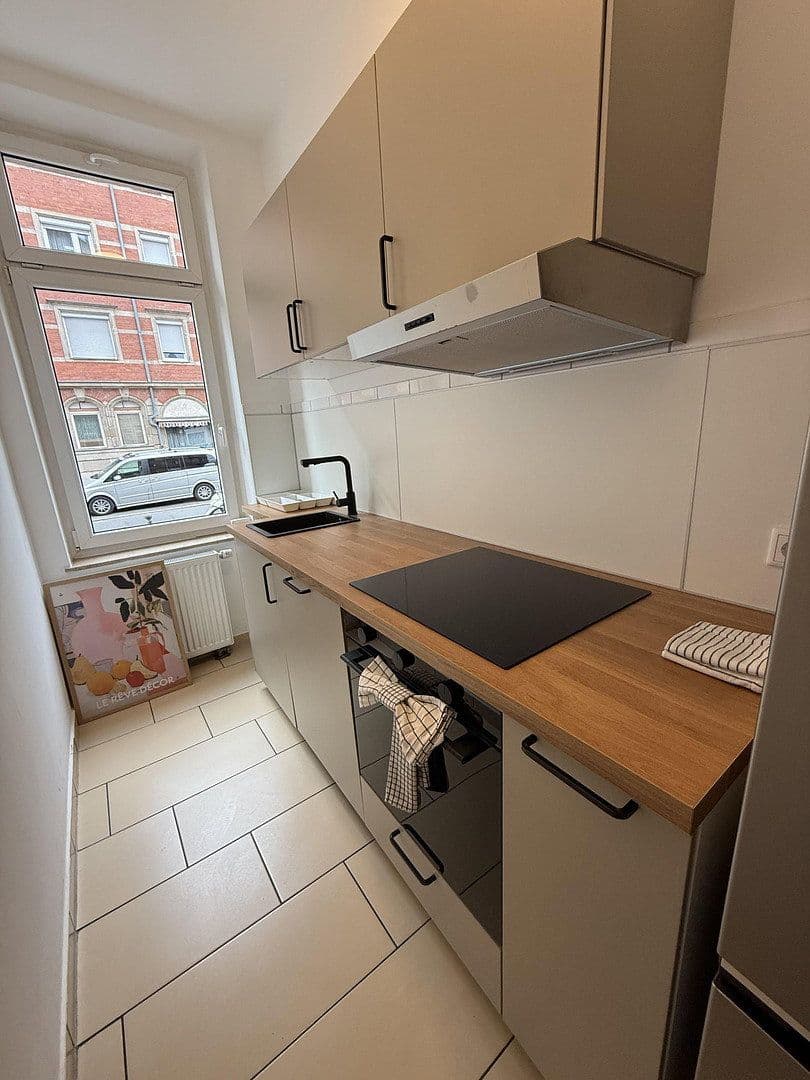 Prenájom bytu 14 m², Holzschuherstraße 19, Nürnberg, Bavorsko Prenájom bytu 14 m², Holzschuherstraße 19, Nürnberg, Bavorsko