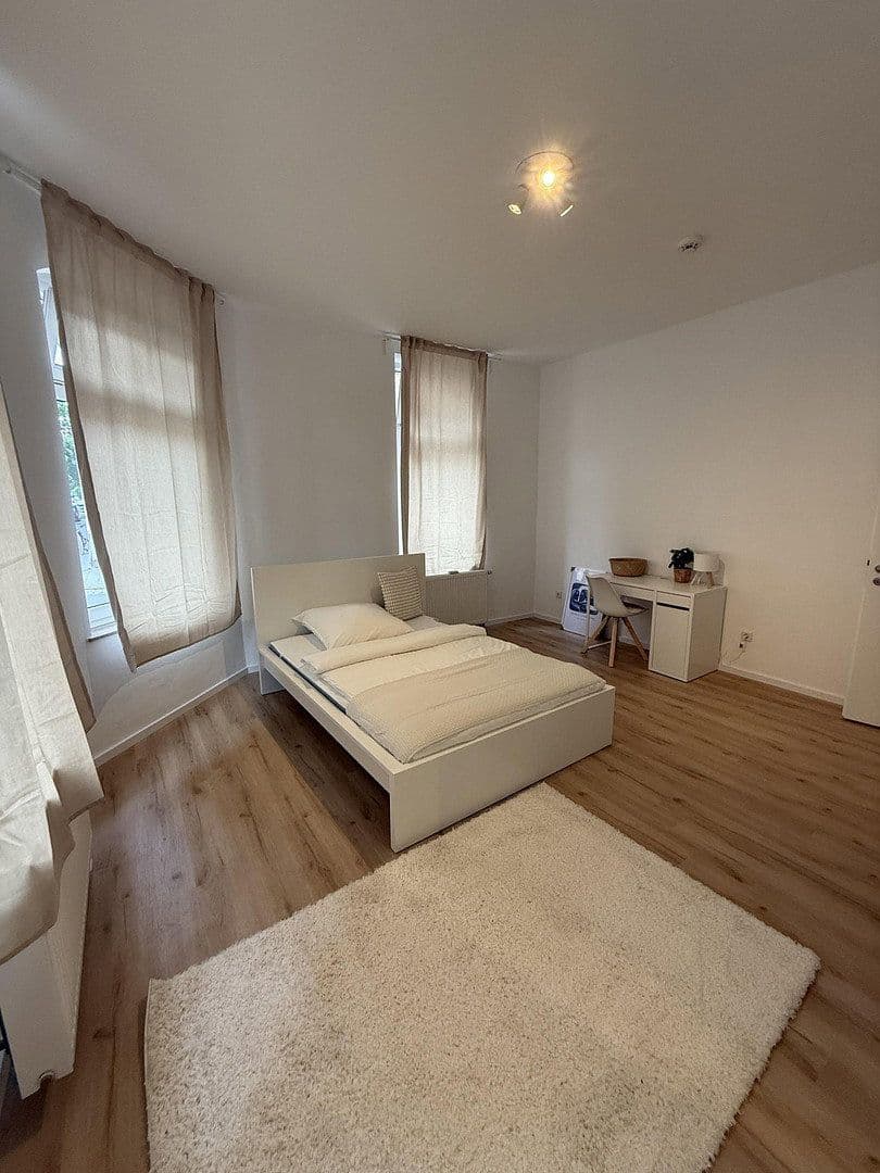Prenájom bytu 14 m², Holzschuherstraße 19, Nürnberg, Bavorsko Prenájom bytu 14 m², Holzschuherstraße 19, Nürnberg, Bavorsko