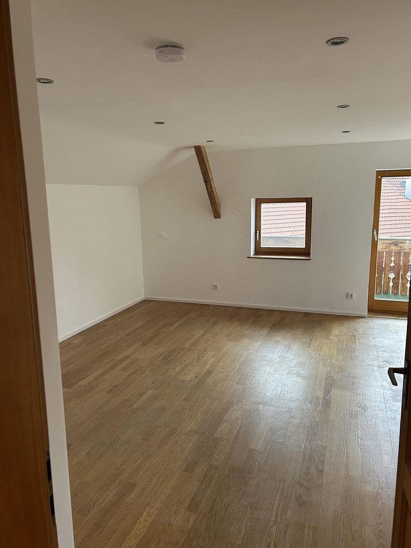 Prenájom domu 157 m², pozemek 500 m², Bad Endorf, Bavorsko Prenájom domu 157 m², pozemek 500 m², Bad Endorf, Bavorsko