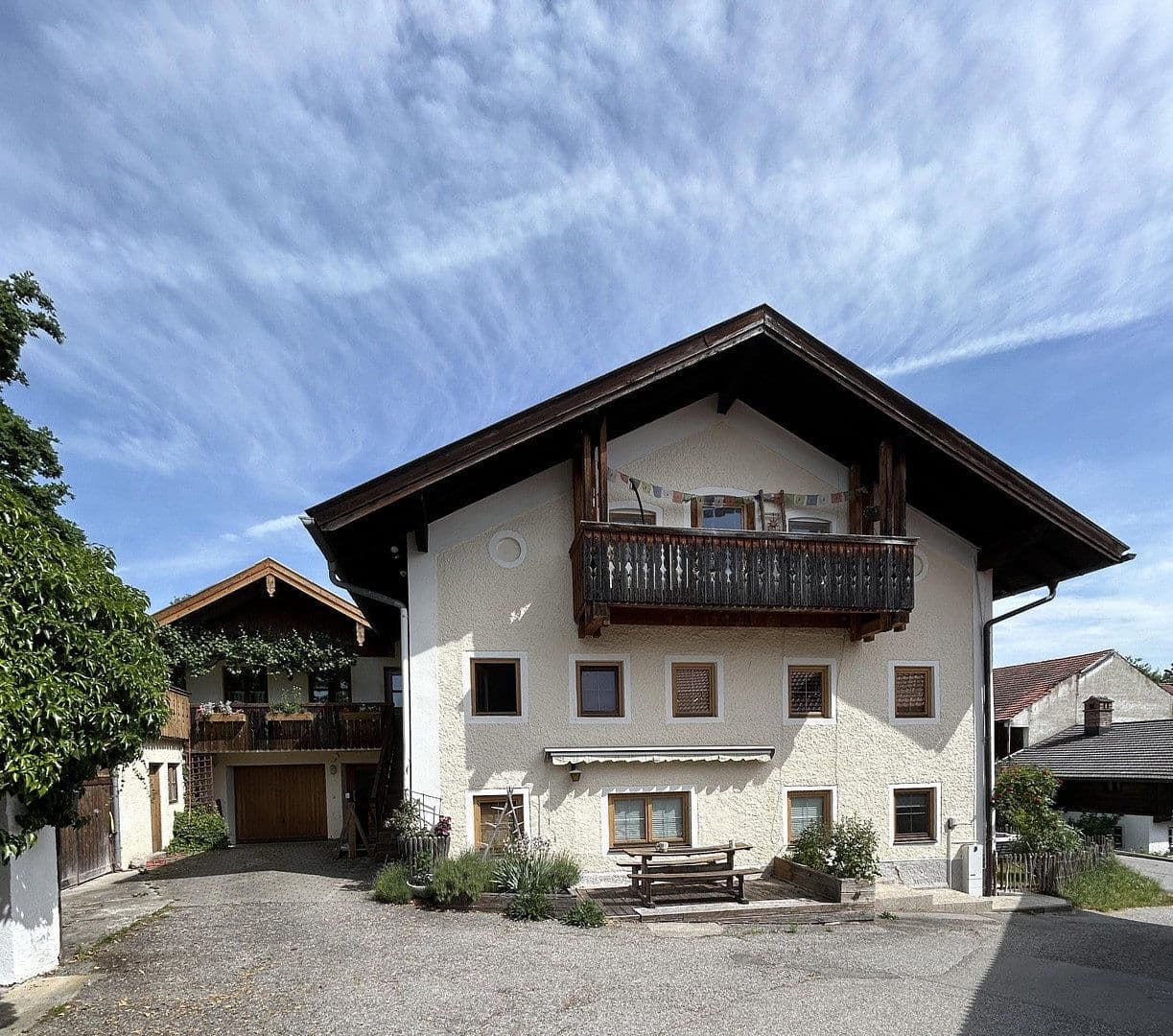 Prenájom domu 157 m², pozemek 500 m², Bad Endorf, Bavorsko Prenájom domu 157 m², pozemek 500 m², Bad Endorf, Bavorsko