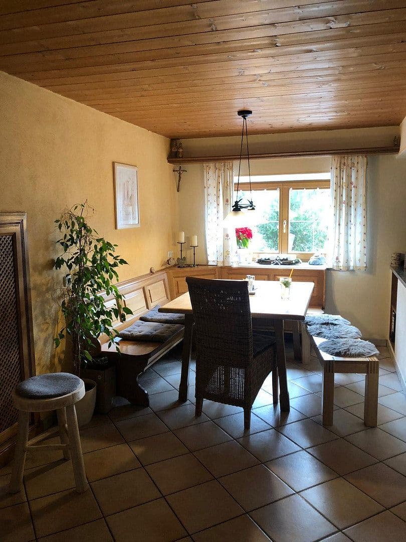 Prenájom domu 157 m², pozemek 500 m², Bad Endorf, Bavorsko Prenájom domu 157 m², pozemek 500 m², Bad Endorf, Bavorsko