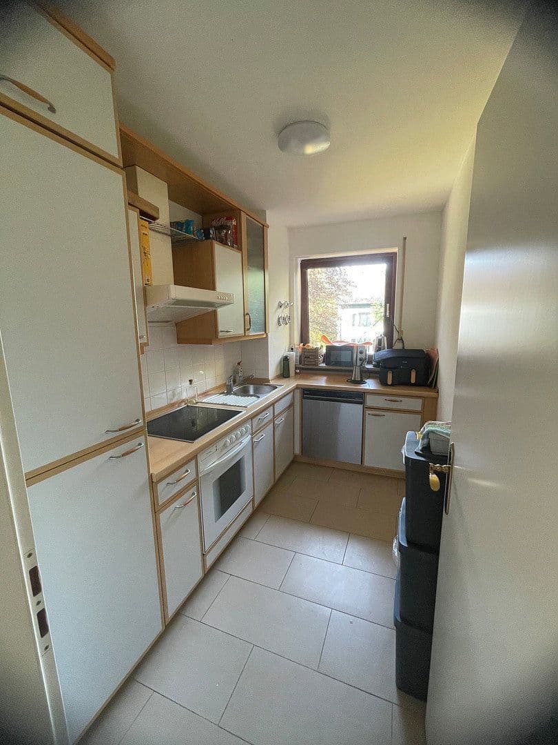 Prenájom bytu 3-izbový 75 m², Polkostraße 38a, München, Bavorsko Prenájom bytu 3-izbový 75 m², Polkostraße 38a, München, Bavorsko
