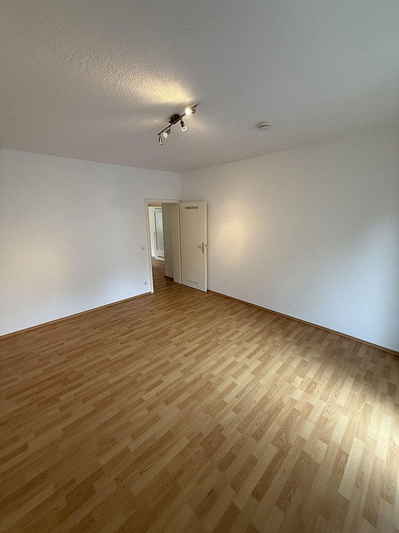Prenájom bytu 2-izbový 58 m², Susannastr.19, Essen, Severné Porýnie - Westfálsko Prenájom bytu 2-izbový 58 m², Susannastr.19, Essen, Severné Porýnie - Westfálsko