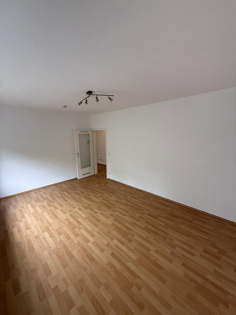 Prenájom bytu 2-izbový 58 m², Susannastr.19, Essen, Severné Porýnie - Westfálsko Prenájom bytu 2-izbový 58 m², Susannastr.19, Essen, Severné Porýnie - Westfálsko