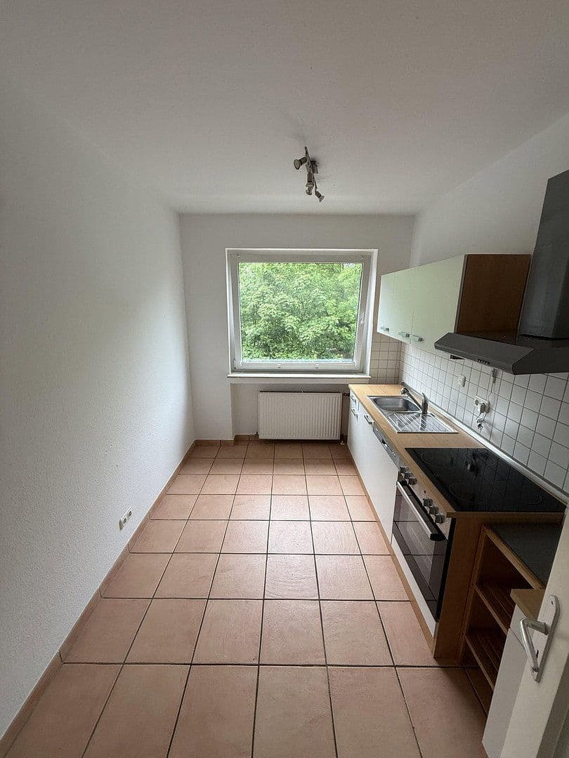 Prenájom bytu 2-izbový 58 m², Susannastr.19, Essen, Severné Porýnie - Westfálsko Prenájom bytu 2-izbový 58 m², Susannastr.19, Essen, Severné Porýnie - Westfálsko