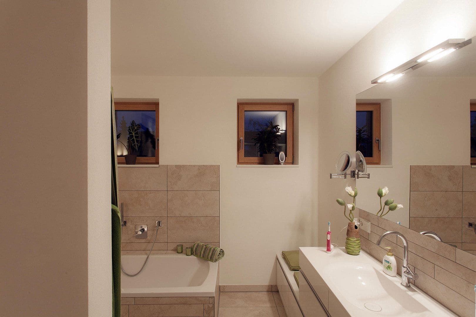 Prenájom domu 238 m², pozemek 648 m², Waghäusel, Bádensko-Wurttembersko Prenájom domu 238 m², pozemek 648 m², Waghäusel, Bádensko-Wurttembersko