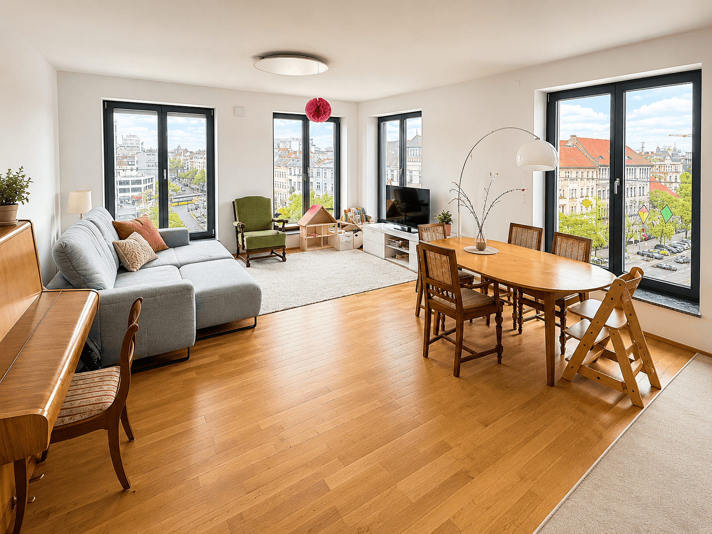 Predaj bytu 4-izbový 97 m², Berlin, Berlín Predaj bytu 4-izbový 97 m², Berlin, Berlín