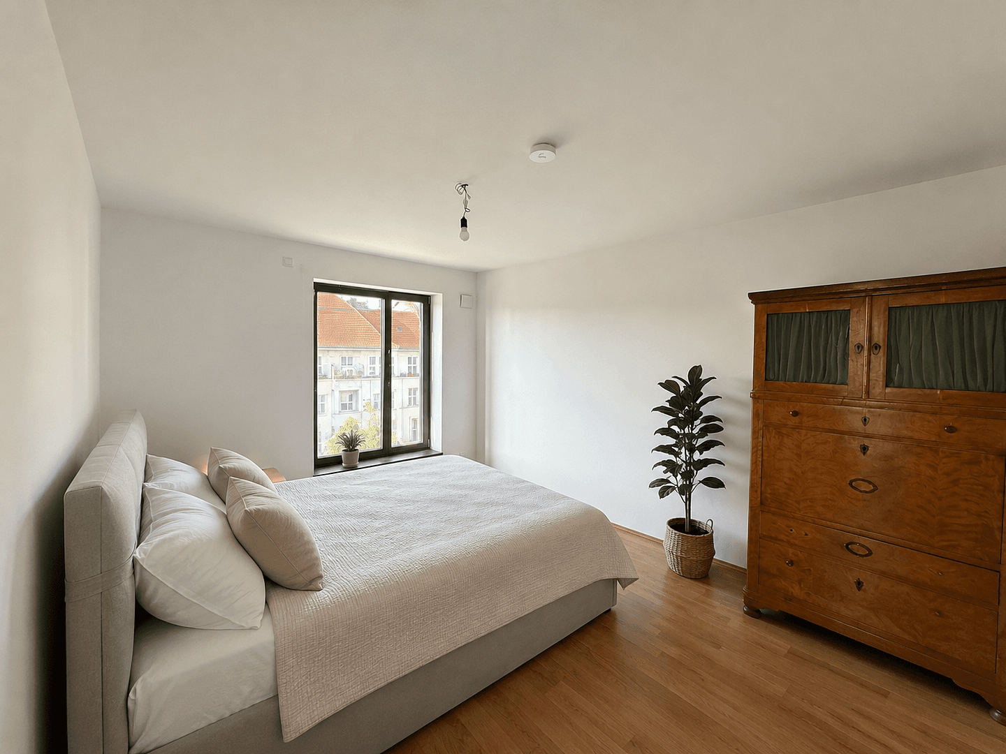 Predaj bytu 4-izbový 97 m², Berlin, Berlín Predaj bytu 4-izbový 97 m², Berlin, Berlín
