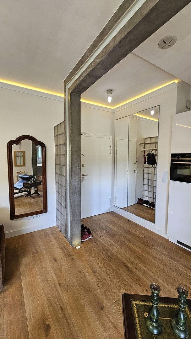Prenájom bytu 1-izbový 40 m², Berlin, Berlín Prenájom bytu 1-izbový 40 m², Berlin, Berlín