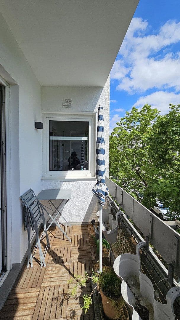 Prenájom bytu 1-izbový 40 m², Berlin, Berlín Prenájom bytu 1-izbový 40 m², Berlin, Berlín
