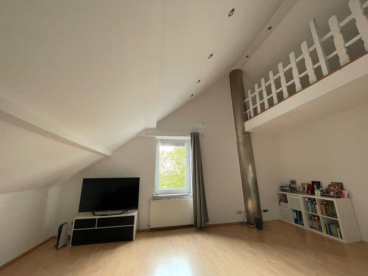 Prenájom bytu 3-izbový 89 m², Am Krüzweg 70, Bochum, Severné Porýnie - Westfálsko Prenájom bytu 3-izbový 89 m², Am Krüzweg 70, Bochum, Severné Porýnie - Westfálsko