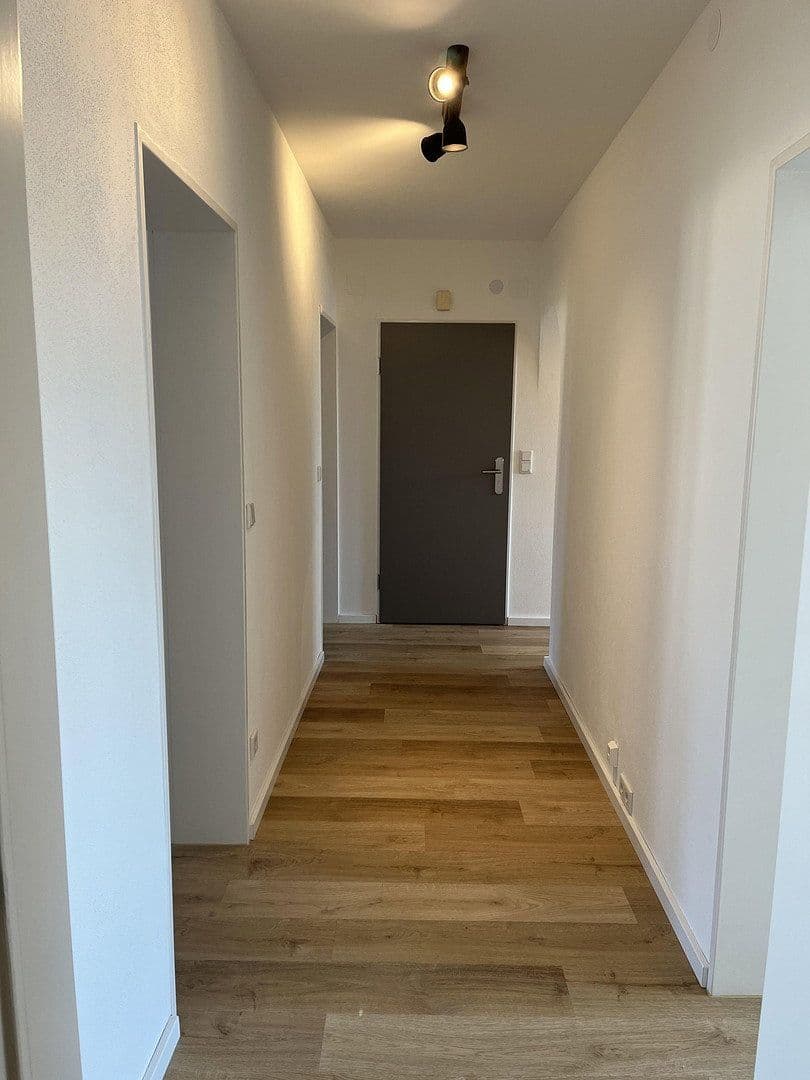 Prenájom bytu 3-izbový 86 m², Möhrendorf, Bavorsko Prenájom bytu 3-izbový 86 m², Möhrendorf, Bavorsko