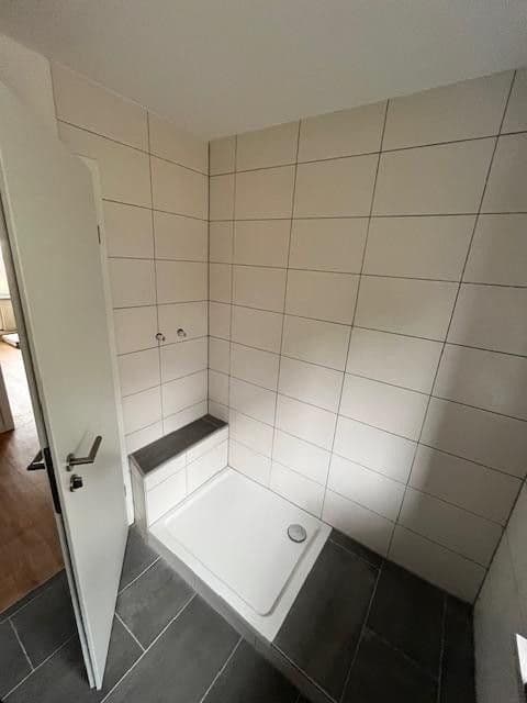 Prenájom bytu 2-izbový 47 m², Albstadt, Bádensko-Wurttembersko Prenájom bytu 2-izbový 47 m², Albstadt, Bádensko-Wurttembersko