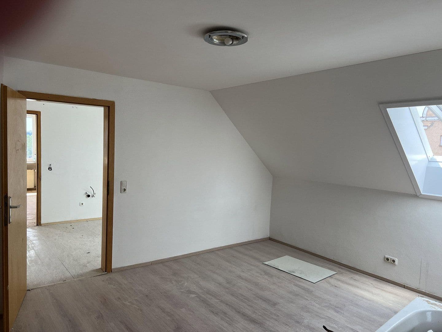Predaj bytu 6-izbový 113 m², bahnhofstr 26, Mainburg, Bavorsko Predaj bytu 6-izbový 113 m², bahnhofstr 26, Mainburg, Bavorsko