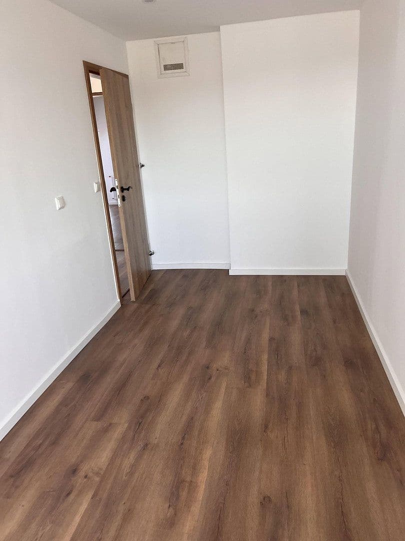 Predaj bytu 6-izbový 113 m², bahnhofstr 26, Mainburg, Bavorsko Predaj bytu 6-izbový 113 m², bahnhofstr 26, Mainburg, Bavorsko