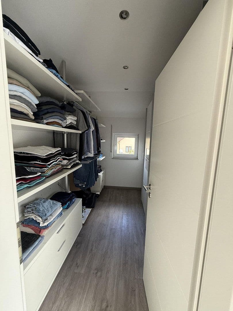 Predaj domu 145 m², pozemek 489 m², Güssgraben 12, Bad Kissingen, Bavorsko Predaj domu 145 m², pozemek 489 m², Güssgraben 12, Bad Kissingen, Bavorsko