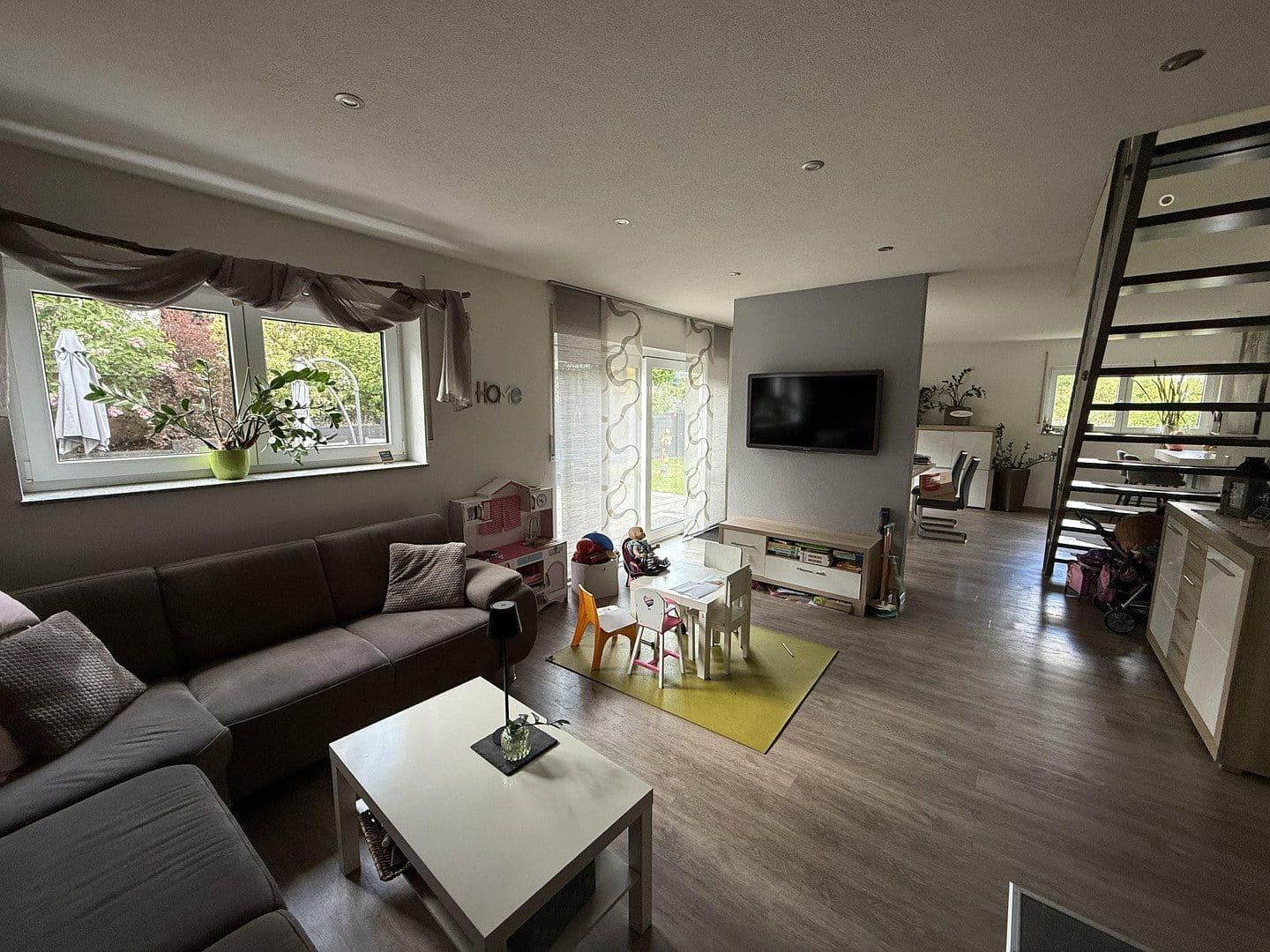 Predaj domu 145 m², pozemek 489 m², Güssgraben 12, Bad Kissingen, Bavorsko Predaj domu 145 m², pozemek 489 m², Güssgraben 12, Bad Kissingen, Bavorsko