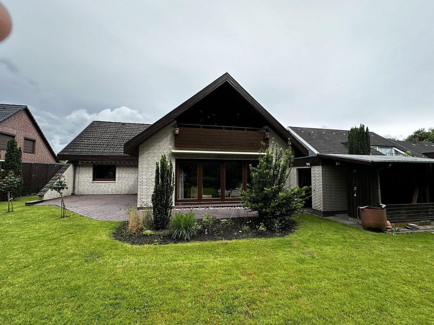 Predaj domu 182 m², pozemek 725 m², Theodor-Storm-Straße 35, Brunsbüttel, Šlezvicko-Holštajnsko Predaj domu 182 m², pozemek 725 m², Theodor-Storm-Straße 35, Brunsbüttel, Šlezvicko-Holštajnsko