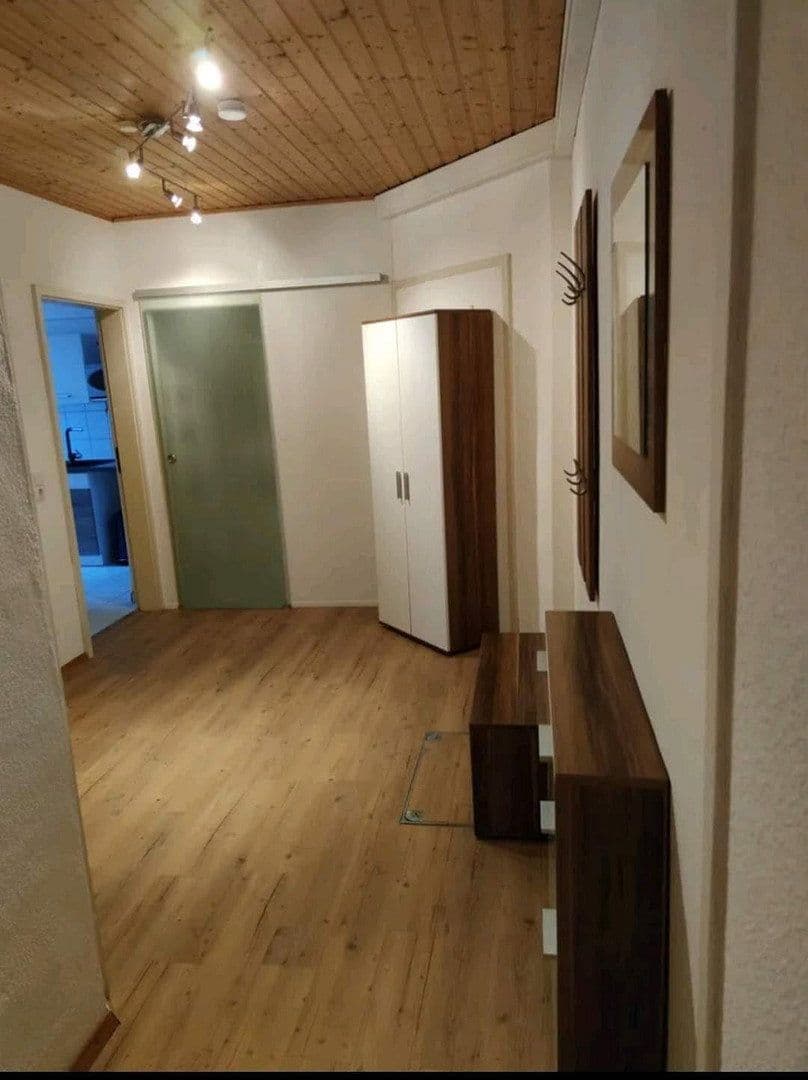 Prenájom bytu 2-izbový 60 m², Kirchheim am Neckar, Bádensko-Wurttembersko Prenájom bytu 2-izbový 60 m², Kirchheim am Neckar, Bádensko-Wurttembersko
