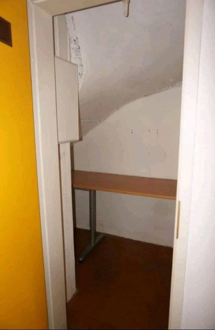 Prenájom bytu 2-izbový 60 m², Kirchheim am Neckar, Bádensko-Wurttembersko Prenájom bytu 2-izbový 60 m², Kirchheim am Neckar, Bádensko-Wurttembersko