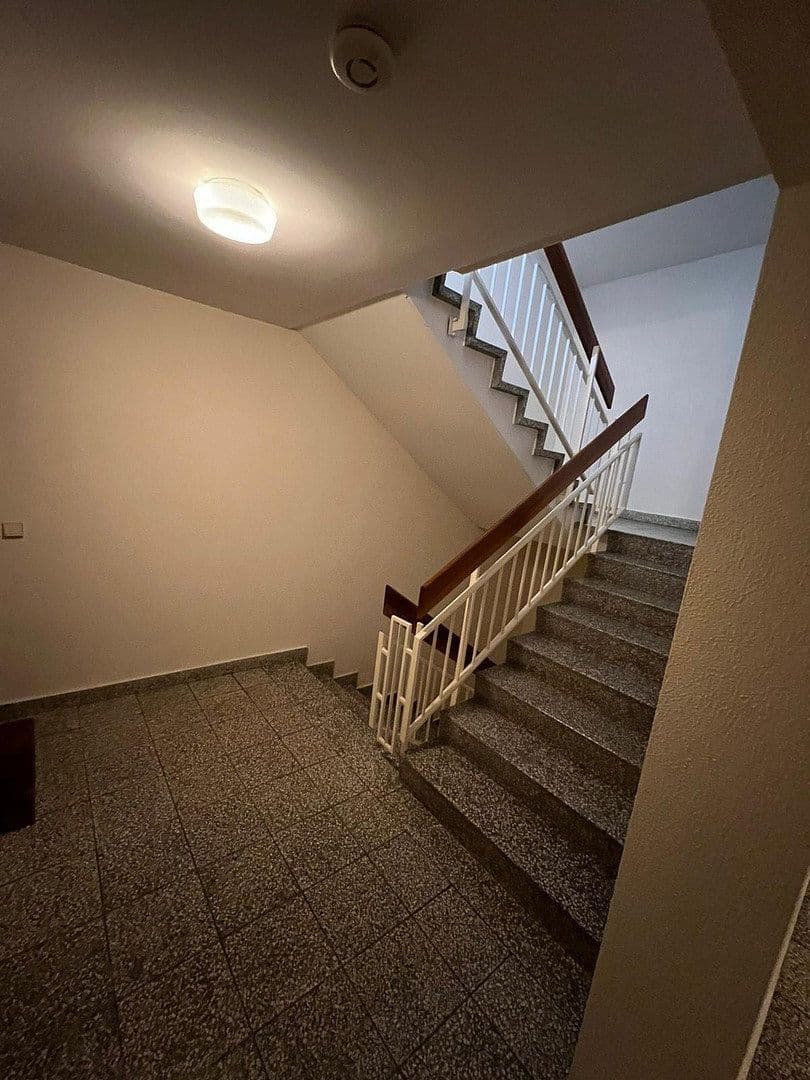 Prenájom bytu 6-izbový 160 m², Bodman-Ludwigshafen, Bádensko-Wurttembersko Prenájom bytu 6-izbový 160 m², Bodman-Ludwigshafen, Bádensko-Wurttembersko