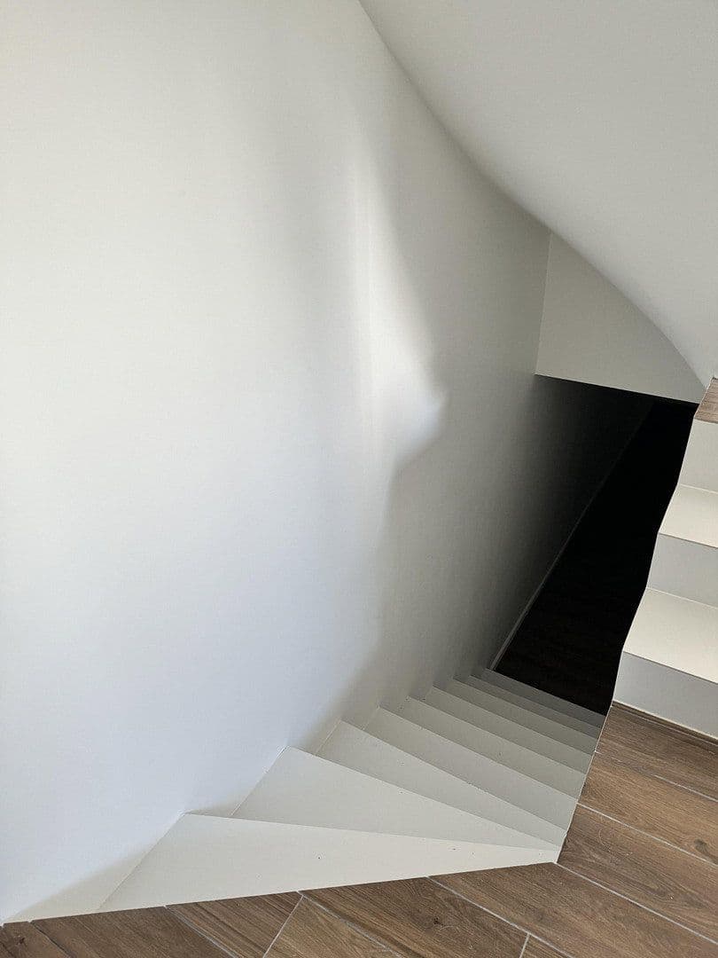 Prenájom domu 110 m², pozemek 300 m², Eibenweg 5, Köln, Severné Porýnie - Westfálsko Prenájom domu 110 m², pozemek 300 m², Eibenweg 5, Köln, Severné Porýnie - Westfálsko