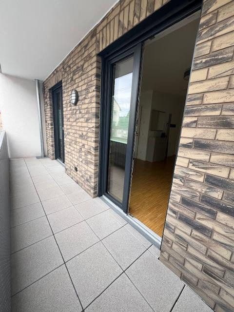 Prenájom bytu 1-izbový 32 m², Frankfurt, Hesensko Prenájom bytu 1-izbový 32 m², Frankfurt, Hesensko