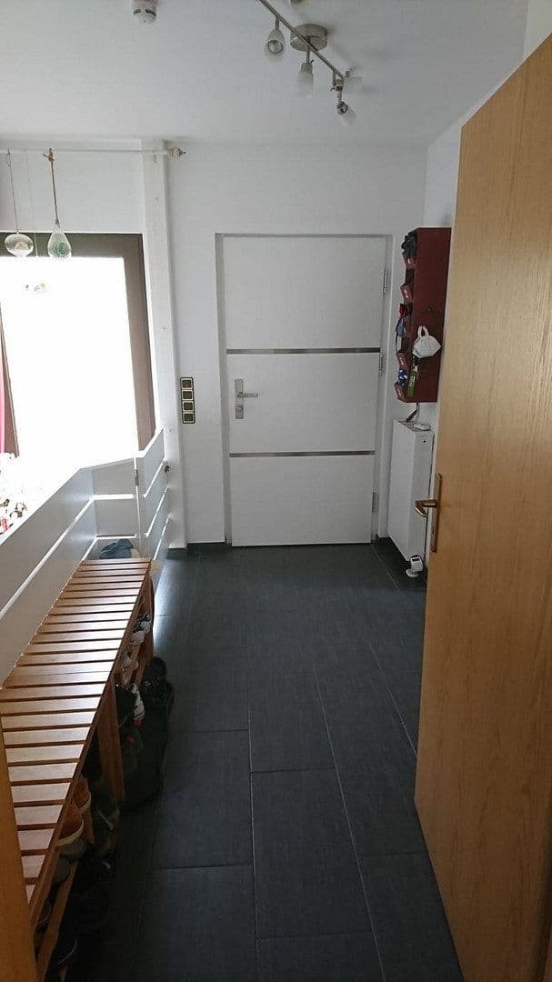 Prenájom bytu 5-izbový 155 m², Temmeweg, Berlin, Berlín Prenájom bytu 5-izbový 155 m², Temmeweg, Berlin, Berlín