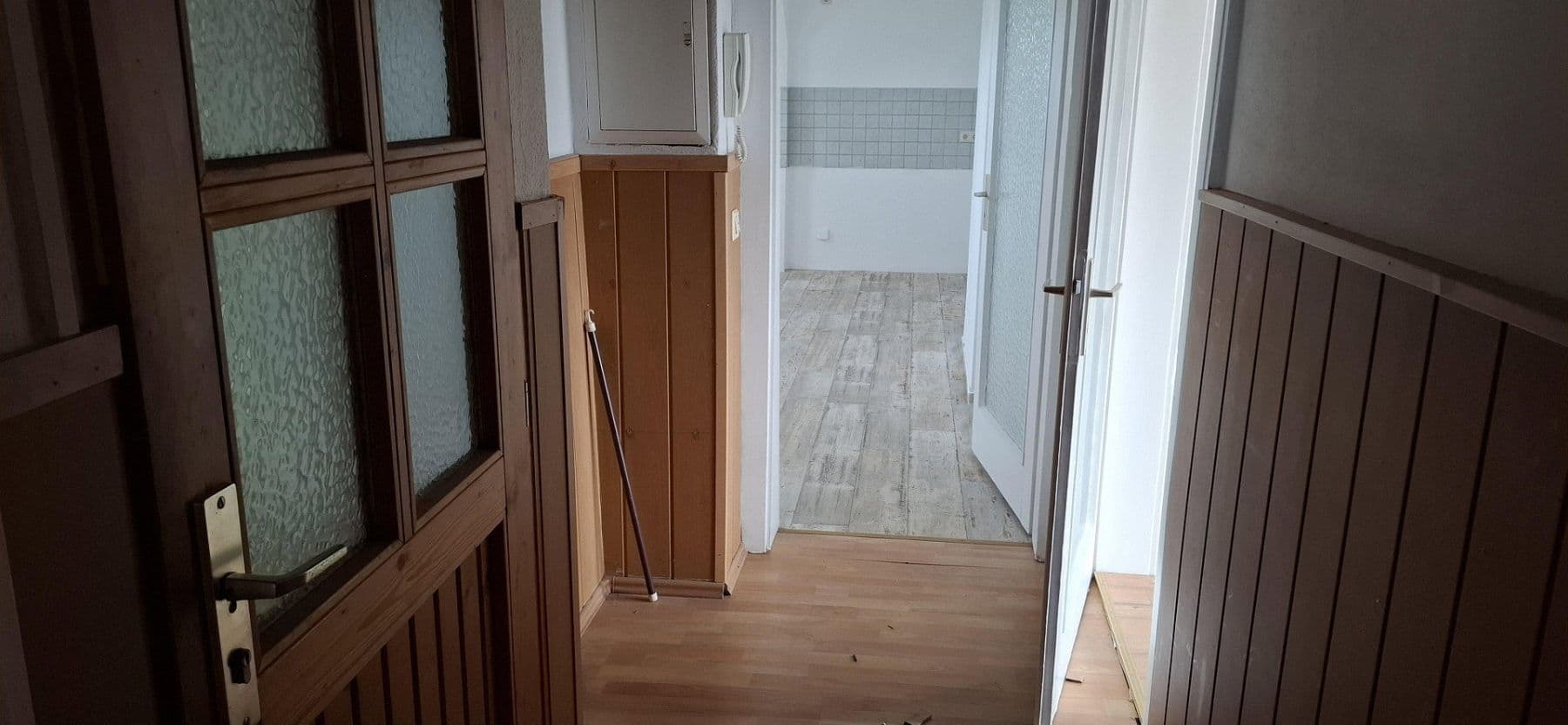 Prenájom bytu 4-izbový 100 m², Zeitzer Str. 27, Kretzschau, Sasko-Anhaltsko Prenájom bytu 4-izbový 100 m², Zeitzer Str. 27, Kretzschau, Sasko-Anhaltsko