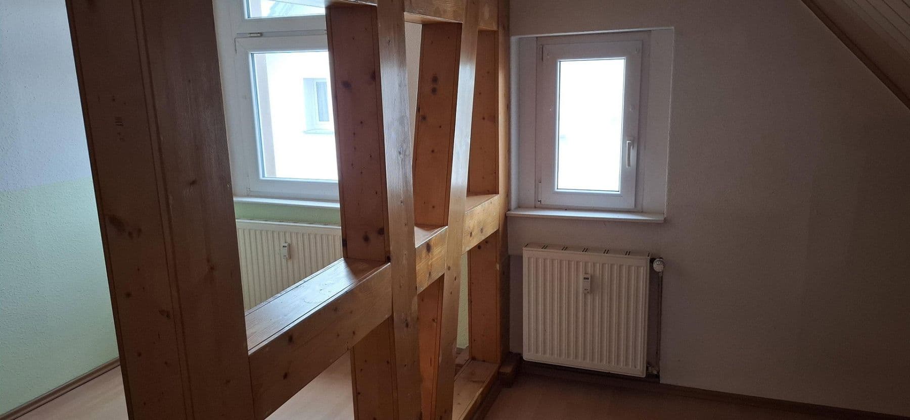 Prenájom bytu 4-izbový 100 m², Zeitzer Str. 27, Kretzschau, Sasko-Anhaltsko Prenájom bytu 4-izbový 100 m², Zeitzer Str. 27, Kretzschau, Sasko-Anhaltsko