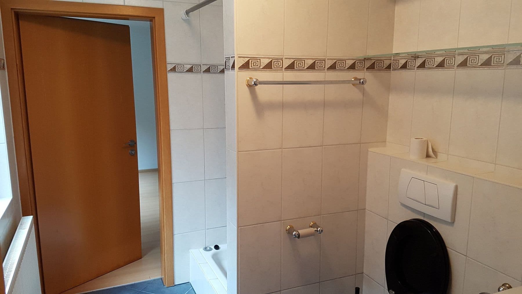 Prenájom bytu 2-izbový 49 m², Schwäbisch Gmünd, Bádensko-Wurttembersko Prenájom bytu 2-izbový 49 m², Schwäbisch Gmünd, Bádensko-Wurttembersko