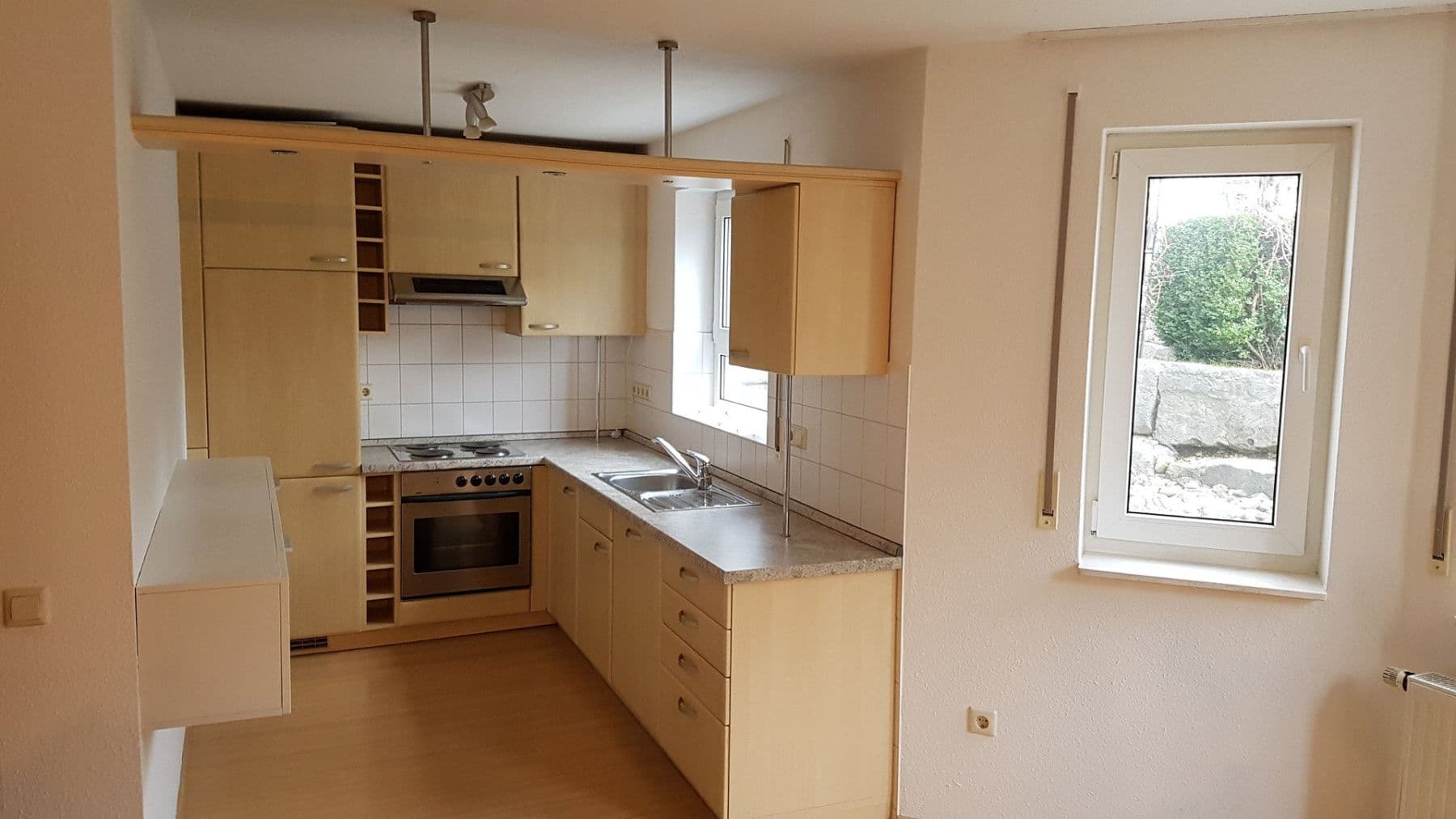 Prenájom bytu 2-izbový 49 m², Schwäbisch Gmünd, Bádensko-Wurttembersko Prenájom bytu 2-izbový 49 m², Schwäbisch Gmünd, Bádensko-Wurttembersko