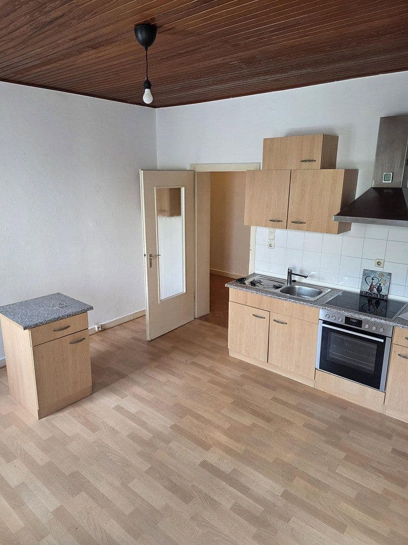 Prenájom bytu 1-izbový 41 m², Baltenstraße 20, Düsseldorf, Severné Porýnie - Westfálsko Prenájom bytu 1-izbový 41 m², Baltenstraße 20, Düsseldorf, Severné Porýnie - Westfálsko