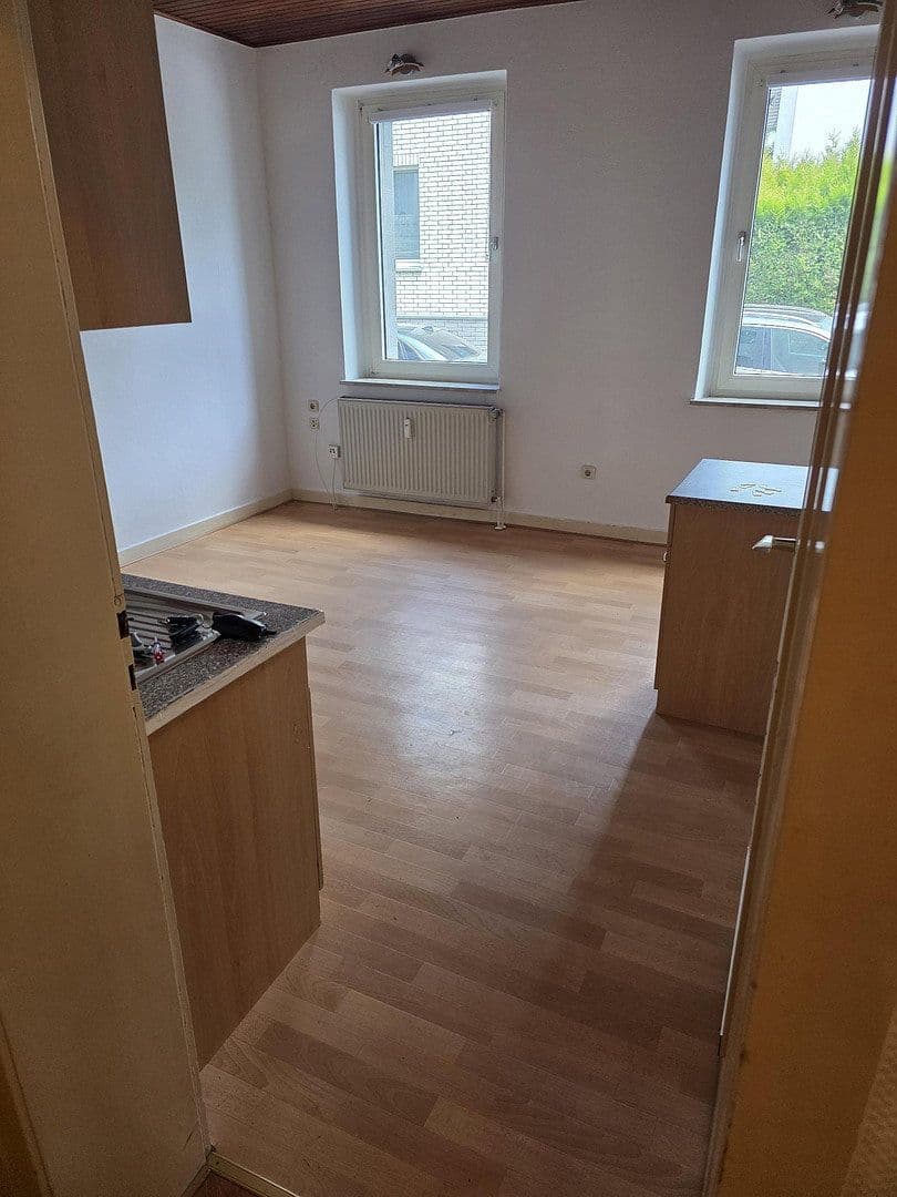 Prenájom bytu 1-izbový 41 m², Baltenstraße 20, Düsseldorf, Severné Porýnie - Westfálsko Prenájom bytu 1-izbový 41 m², Baltenstraße 20, Düsseldorf, Severné Porýnie - Westfálsko