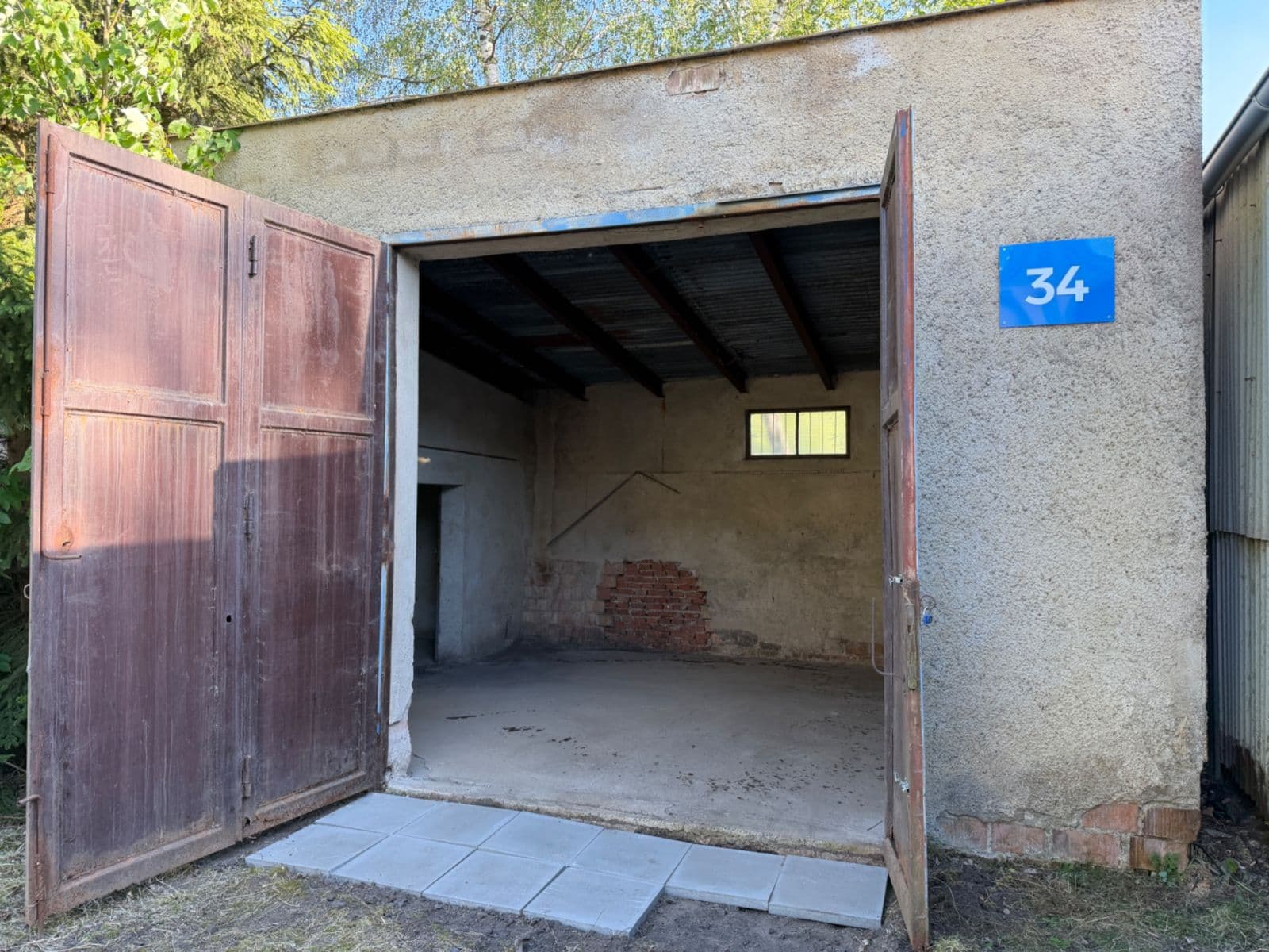 Prenájom garáže 60 m², Libušina, Svratka, Kraj Vysočina Prenájom garáže 60 m², Libušina, Svratka, Kraj Vysočina