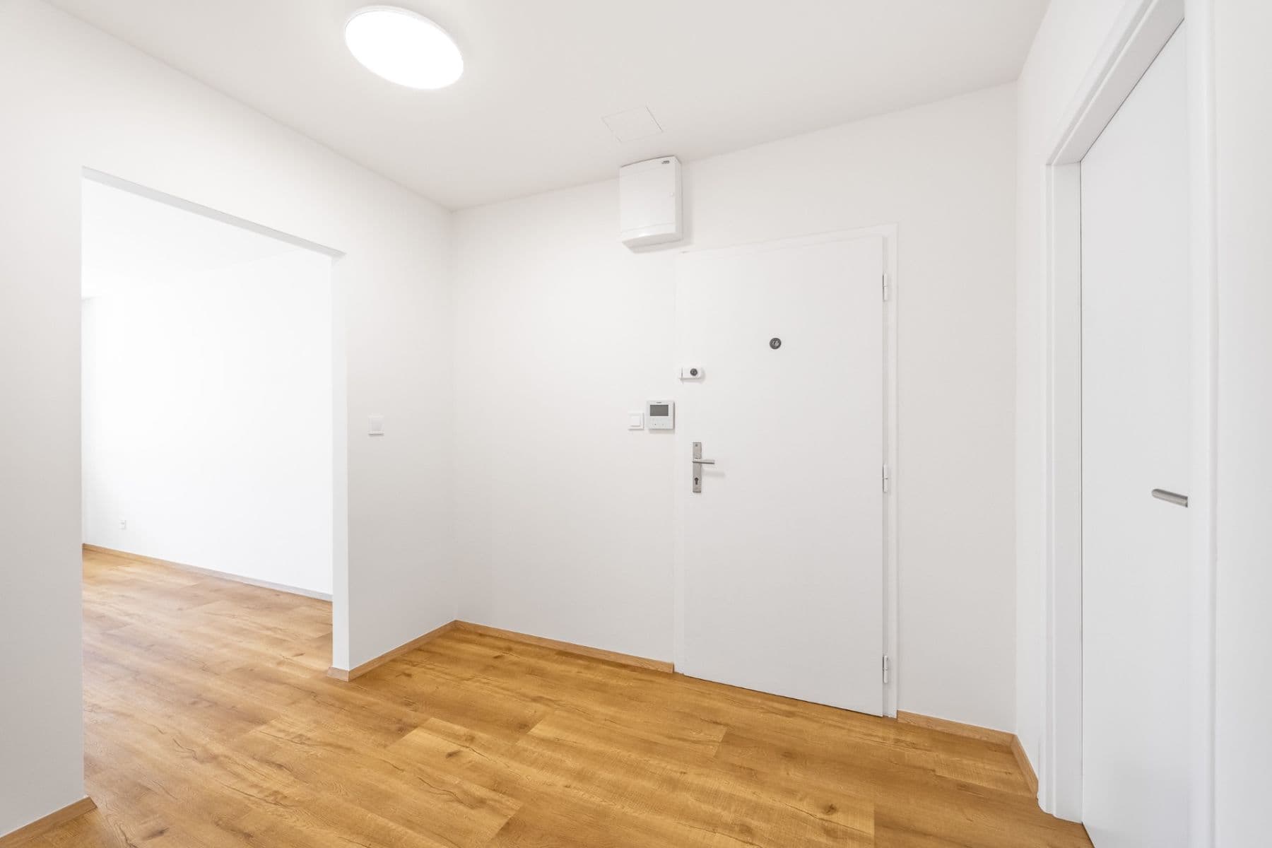 Predaj bytu 3-izbový 77 m², Emilie Hyblerové, Praha, Praha Predaj bytu 3-izbový 77 m², Emilie Hyblerové, Praha, Praha
