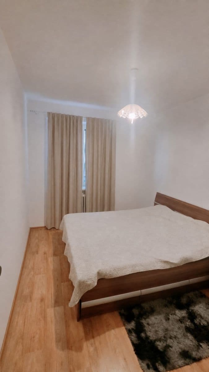 Prenájom bytu 2-izbový 46 m², Brožíkova, Stříbro, Plzeňský kraj Prenájom bytu 2-izbový 46 m², Brožíkova, Stříbro, Plzeňský kraj