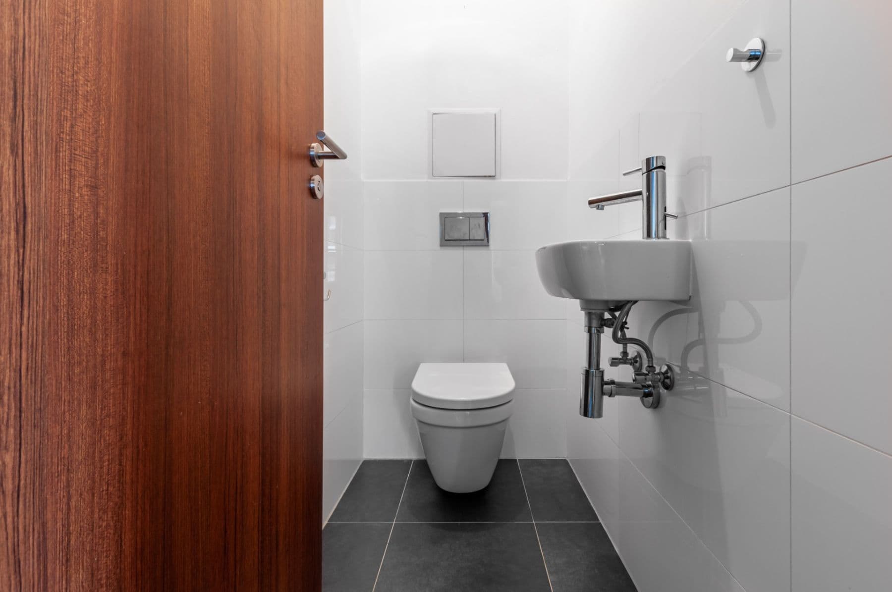 Prenájom bytu 2-izbový 55 m², Počernická, Praha, Praha Prenájom bytu 2-izbový 55 m², Počernická, Praha, Praha