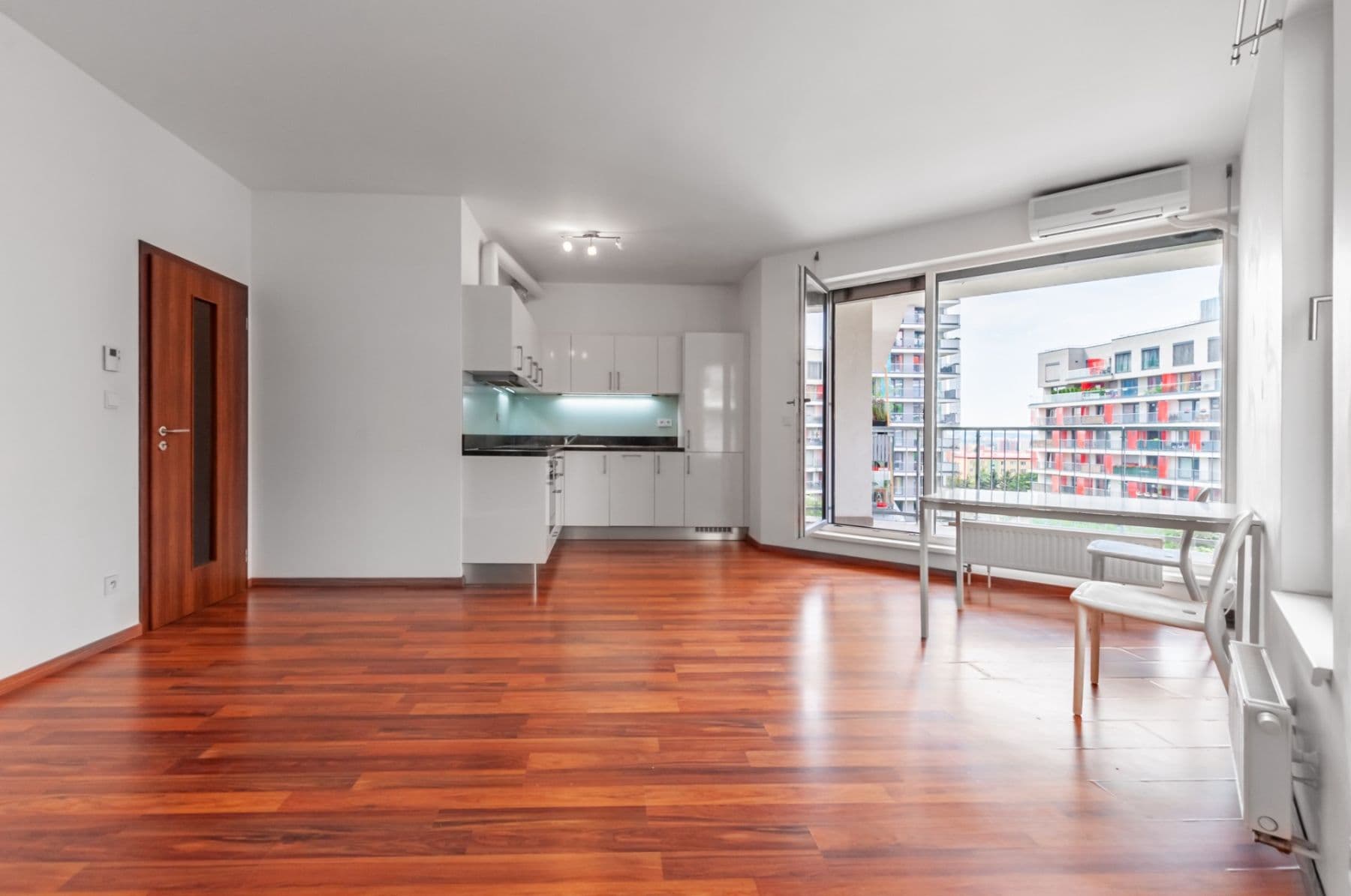 Prenájom bytu 2-izbový 55 m², Počernická, Praha, Praha Prenájom bytu 2-izbový 55 m², Počernická, Praha, Praha