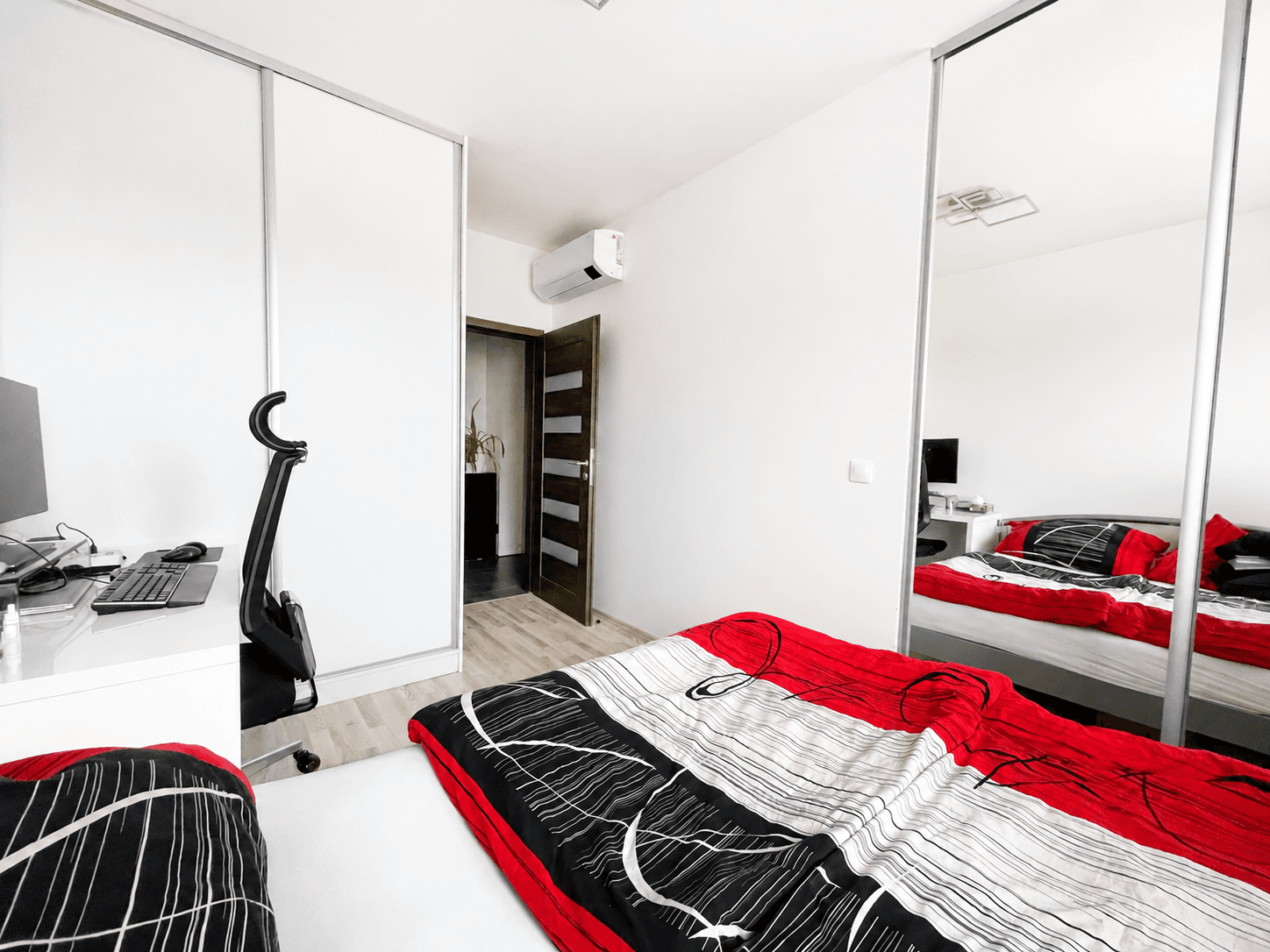 Prenájom bytu 3-izbový 77 m², Sicherova, Praha, Praha Prenájom bytu 3-izbový 77 m², Sicherova, Praha, Praha