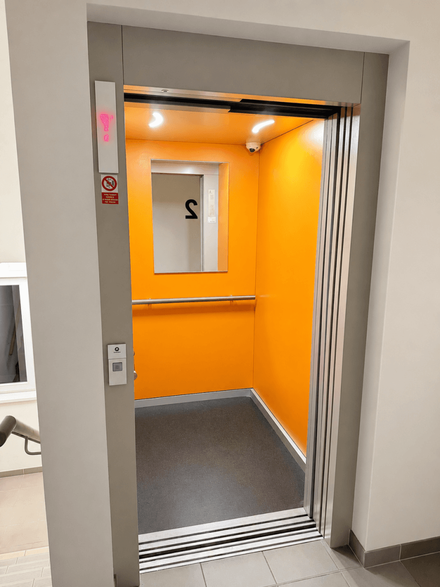 Prenájom bytu 3-izbový 77 m², Sicherova, Praha, Praha Prenájom bytu 3-izbový 77 m², Sicherova, Praha, Praha