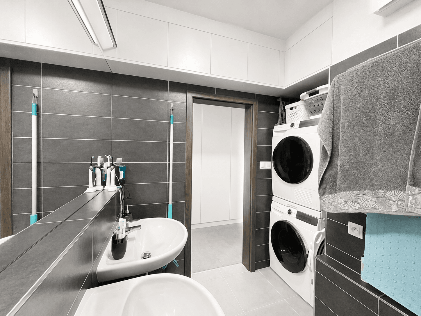 Prenájom bytu 3-izbový 77 m², Sicherova, Praha, Praha Prenájom bytu 3-izbový 77 m², Sicherova, Praha, Praha