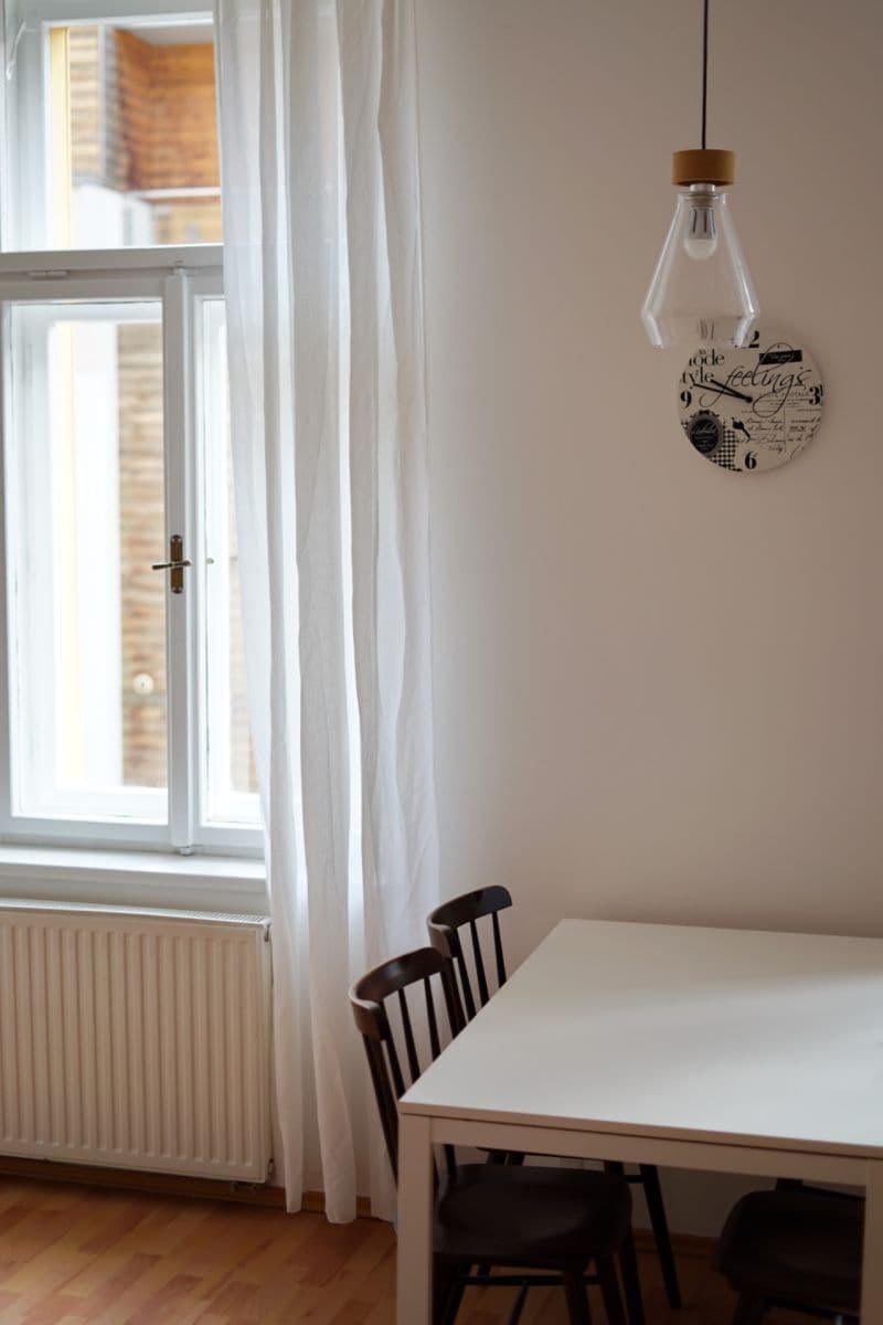 Prenájom bytu 2-izbový 56 m², Slávy Horníka, Praha, Praha Prenájom bytu 2-izbový 56 m², Slávy Horníka, Praha, Praha
