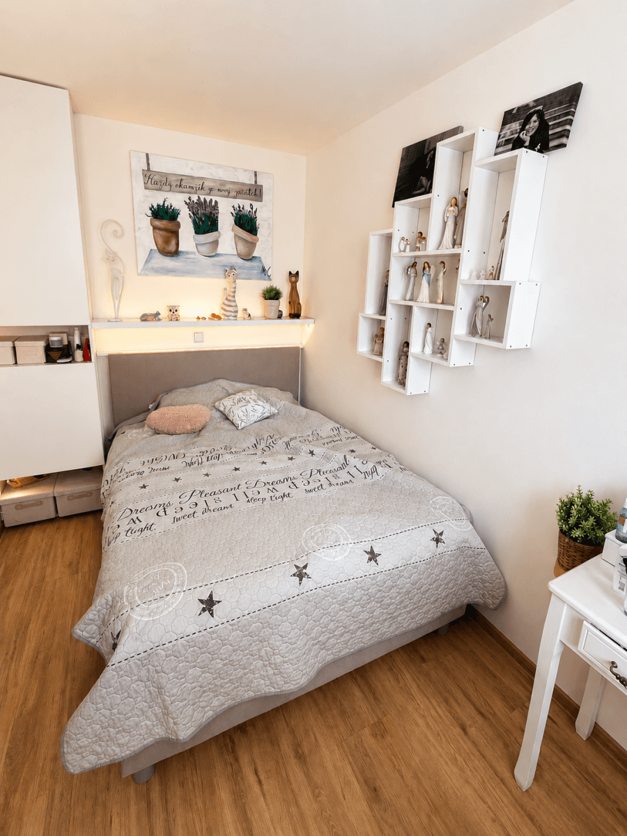 Predaj bytu 4-izbový 74 m², Tovární, Praha, Praha Predaj bytu 4-izbový 74 m², Tovární, Praha, Praha