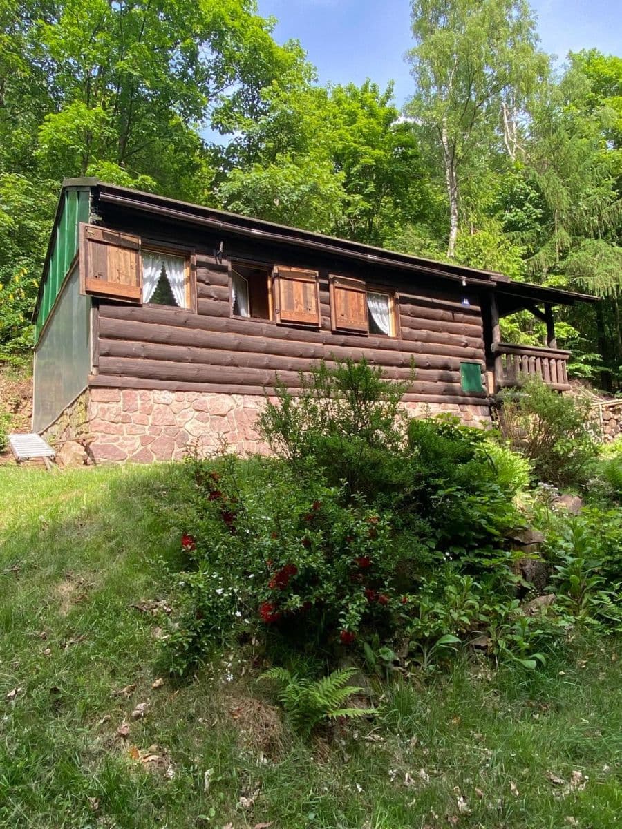 Predaj rekreačného objektu 35 m², pozemek 249 m², Mikulov, Ústecký kraj Predaj rekreačného objektu 35 m², pozemek 249 m², Mikulov, Ústecký kraj