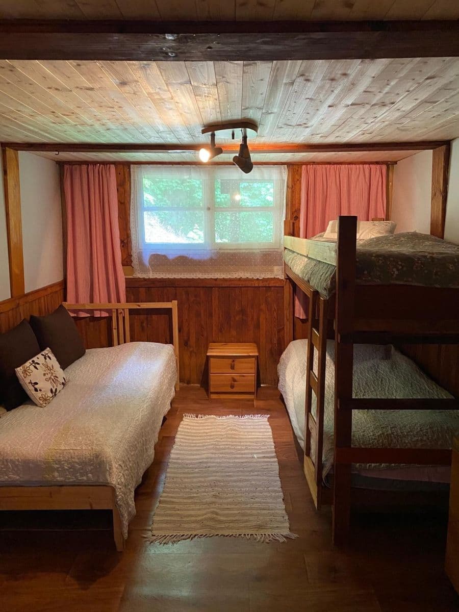 Predaj rekreačného objektu 35 m², pozemek 249 m², Mikulov, Ústecký kraj Predaj rekreačného objektu 35 m², pozemek 249 m², Mikulov, Ústecký kraj