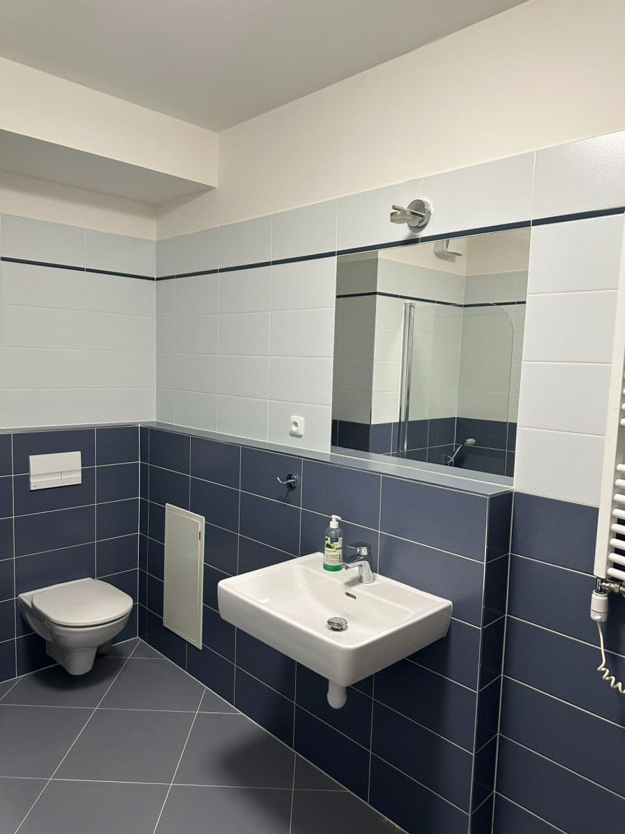 Prenájom bytu 2-izbový 53 m², Klementova, Praha, Praha Prenájom bytu 2-izbový 53 m², Klementova, Praha, Praha