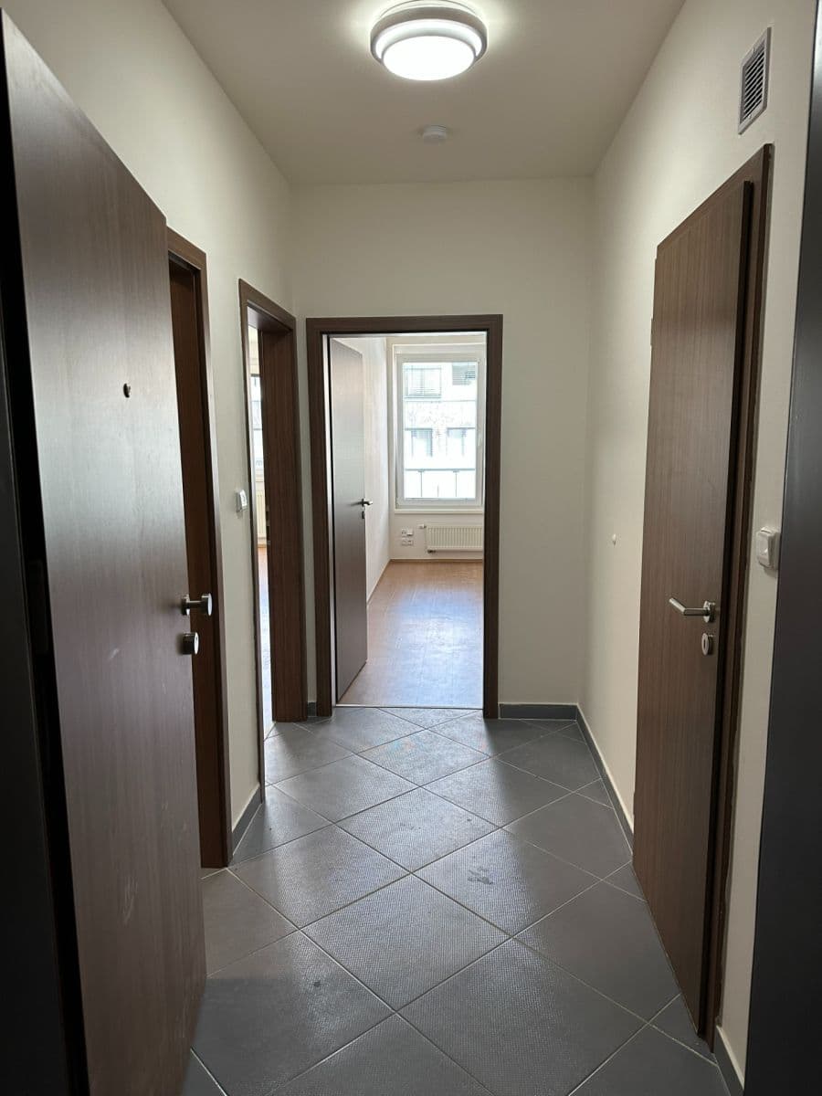 Prenájom bytu 2-izbový 53 m², Klementova, Praha, Praha Prenájom bytu 2-izbový 53 m², Klementova, Praha, Praha