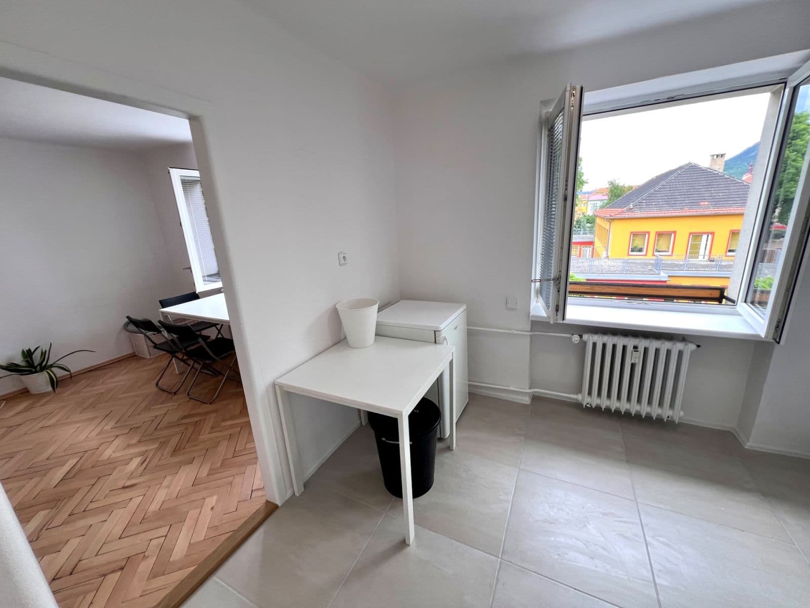 Prenájom bytu 1-izbový 28 m², Terezínská, Lovosice, Ústecký kraj Prenájom bytu 1-izbový 28 m², Terezínská, Lovosice, Ústecký kraj