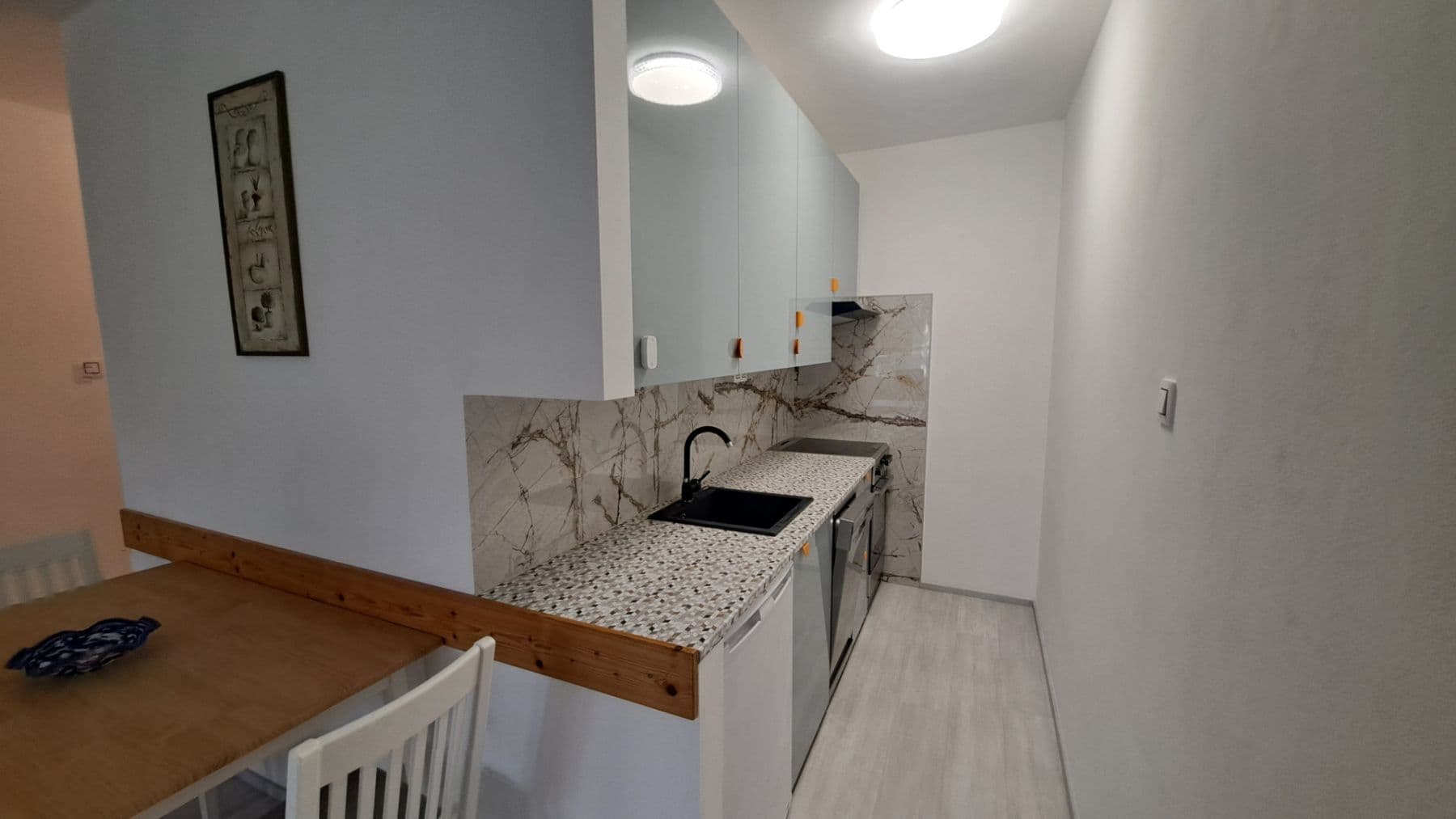 Prenájom bytu 2-izbový 54 m², Moravanů, Praha, Praha Prenájom bytu 2-izbový 54 m², Moravanů, Praha, Praha